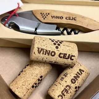 Víte, že umíme gravírovat i na přání? Ideální vánoční dárek. Vše stíháme :)